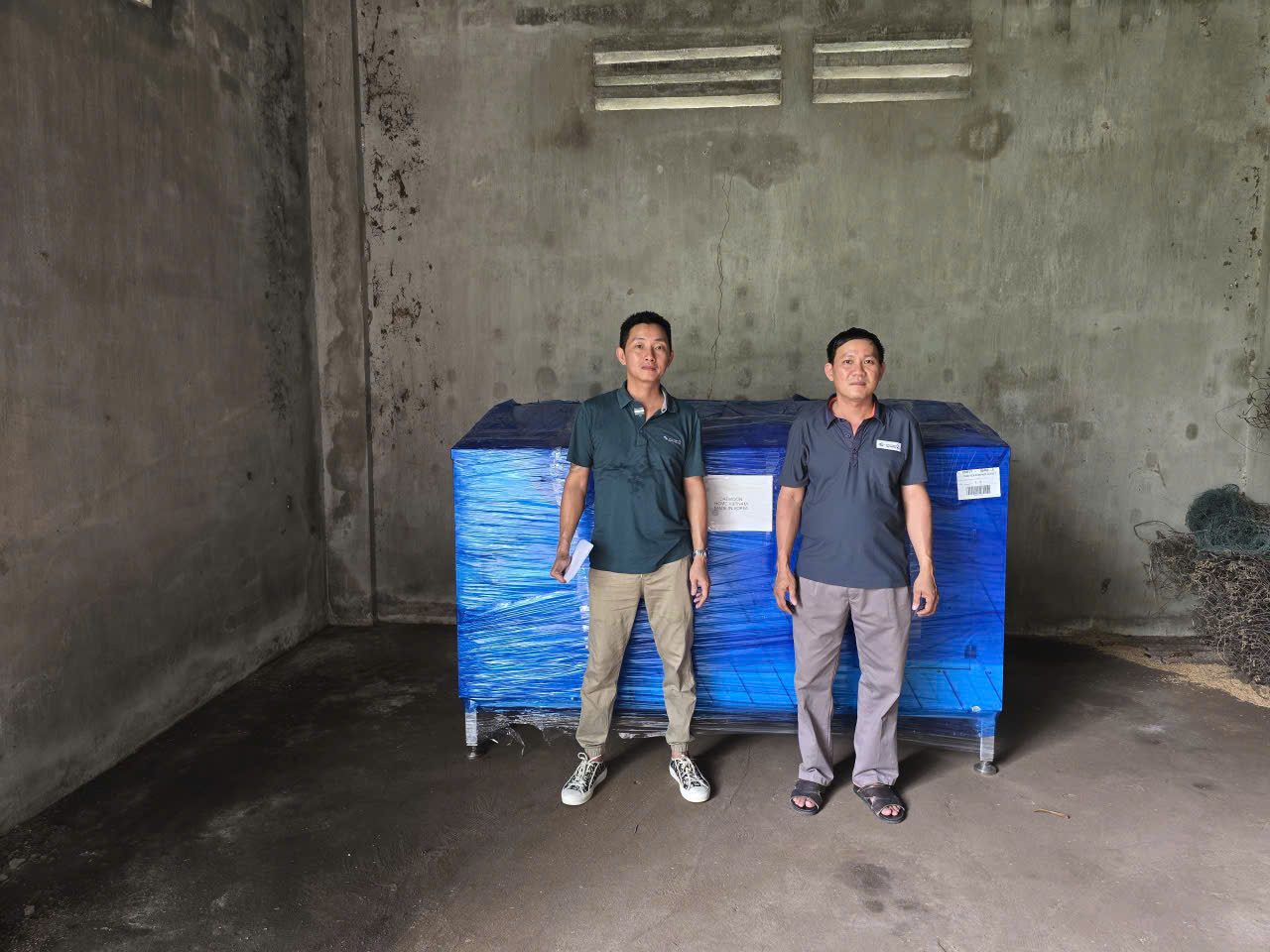 Máy giao đến Phân Viện Chăn nuôi và Thú y Nam Bộ